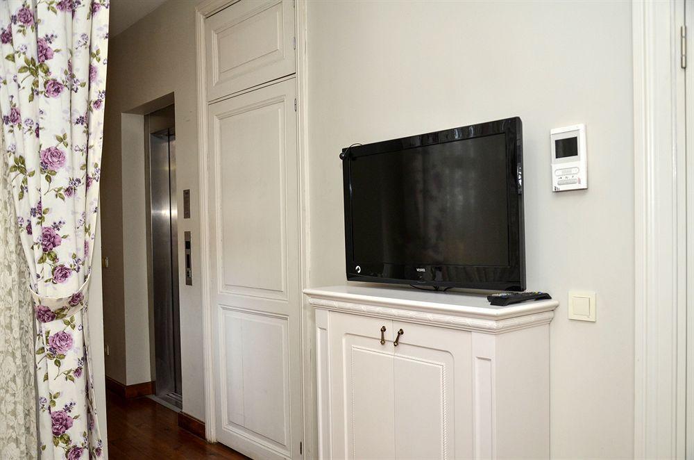 Omer Hayyam Suites Istanbul Exterior photo