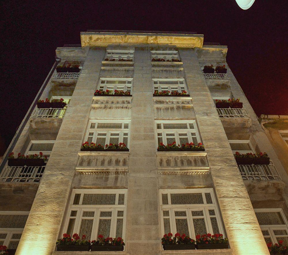 Omer Hayyam Suites Istanbul Exterior photo
